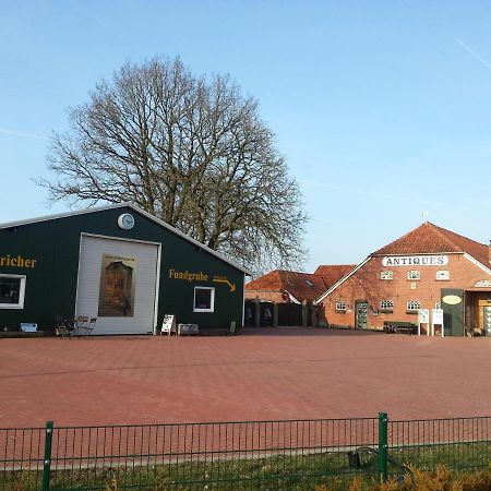 Ferienwohnung Aurich Sandhorst Eg Mit Terrasse Und Kleinem Garten エクステリア 写真