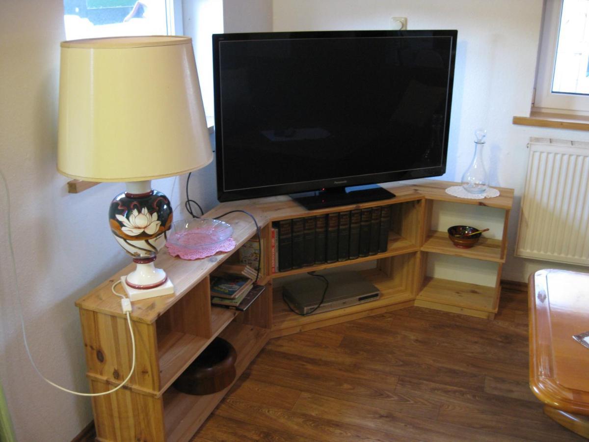 Ferienwohnung Aurich Sandhorst Eg Mit Terrasse Und Kleinem Garten エクステリア 写真