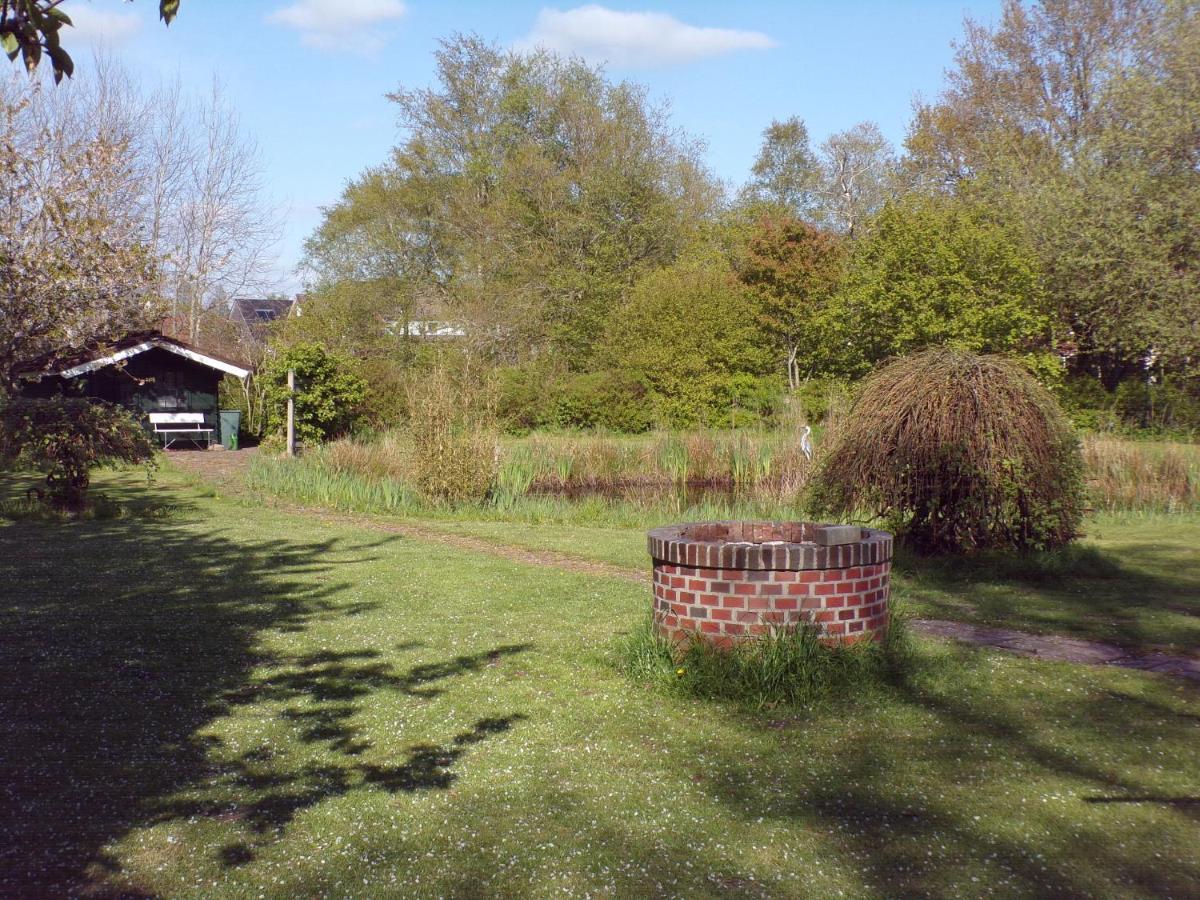 Ferienwohnung Aurich Sandhorst Eg Mit Terrasse Und Kleinem Garten エクステリア 写真